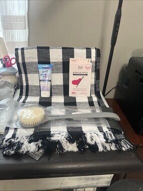 Ladies 3 pc body bundle NWT